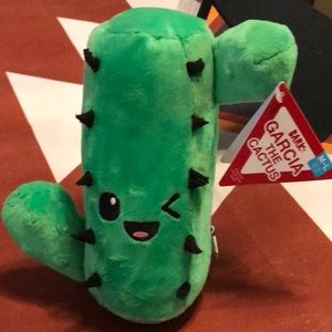 🆕 3/for $20 in a BUNDLE -Bark Garcia the Cactus squeaker and crinkle toy